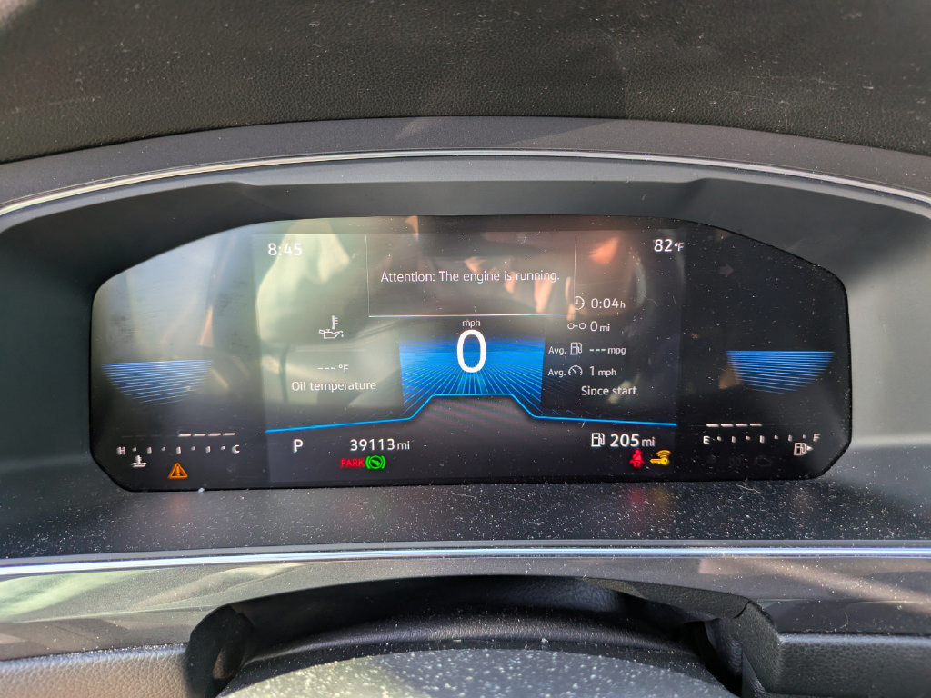 Certified 2023 Volkswagen Tiguan SE R-Line FWD image 33