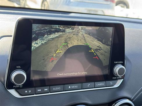 Certified 2025 Nissan Sentra SV image 27