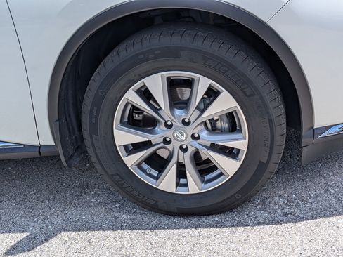 Used 2015 Nissan Murano SL w/ SL Technology Package FWD image 11