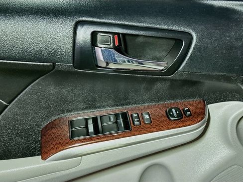 Used 2014 Toyota Camry XLE w/ Leather Package FWD image 15