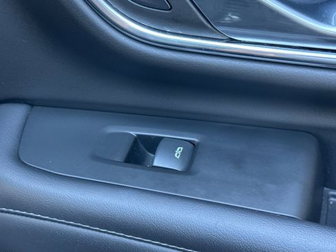 Used 2022 Chevrolet Tahoe LT w/ Luxury Package image 22