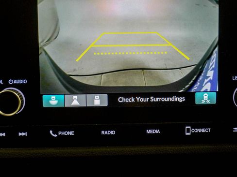 Used 2024 Honda CR-V Sport image 25