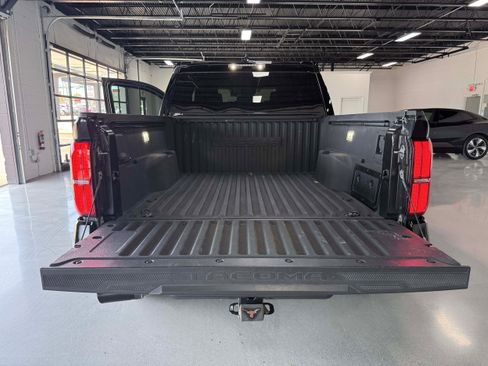 Used 2024 Toyota Tacoma TRD Sport AWD/4WD image 26