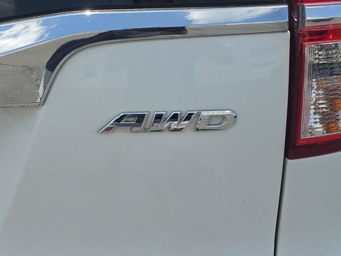 Used 2016 Honda CR-V LX image 8