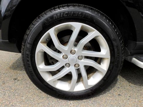 Used 2016 Land Rover LR4 HSE Silver Edition image 24