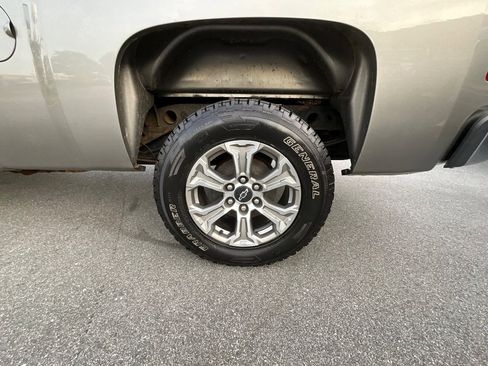 Used 2013 Chevrolet Silverado 1500 W/T w/ LS Package image 11