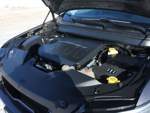 Used 2019 Jeep Cherokee Limited image 52