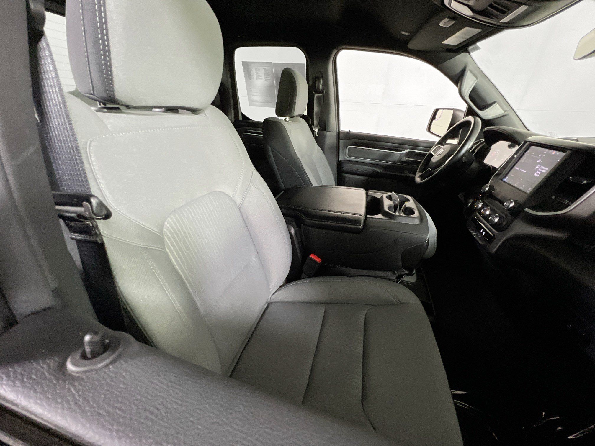 Used 2022 RAM 1500 Big Horn AWD/4WD image 25