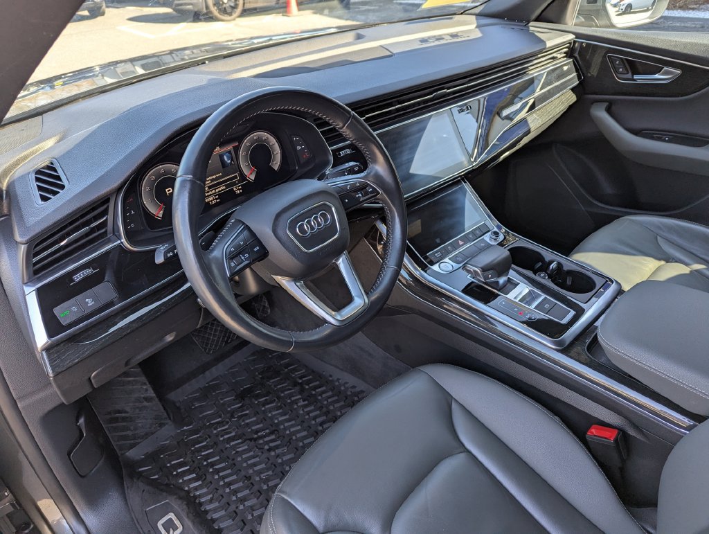 Used 2019 Audi Q8 Premium AWD/4WD image 14