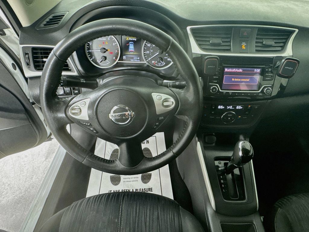 Used 2018 Nissan Sentra SV FWD image 11