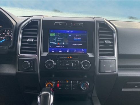 Used 2020 Ford F150 XLT w/ Equipment Group 302A Luxury image 10