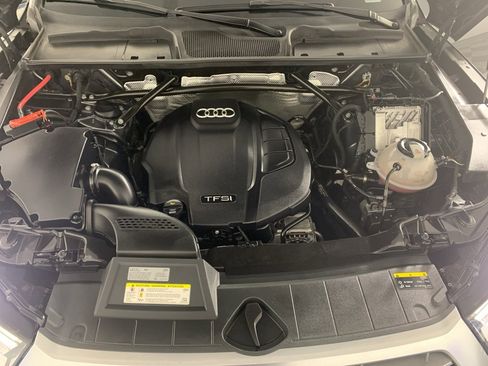 Used 2018 Audi Q5 Premium w/ Convenience Package image 10