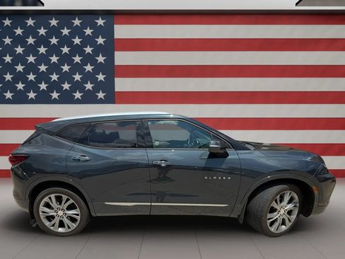 Used 2019 Chevrolet Blazer Premier w/ Sun and Wheels Package AWD/4WD image 8