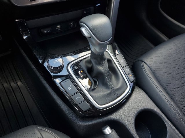 Certified 2025 Kia Seltos EX w/ EX Sunroof Package FWD image 35