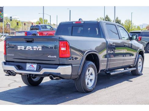 Used 2025 RAM 1500 Big Horn AWD/4WD image 3