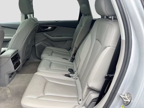 Used 2021 Audi Q7 2.0T Premium Plus w/ Executive Package AWD/4WD image 26