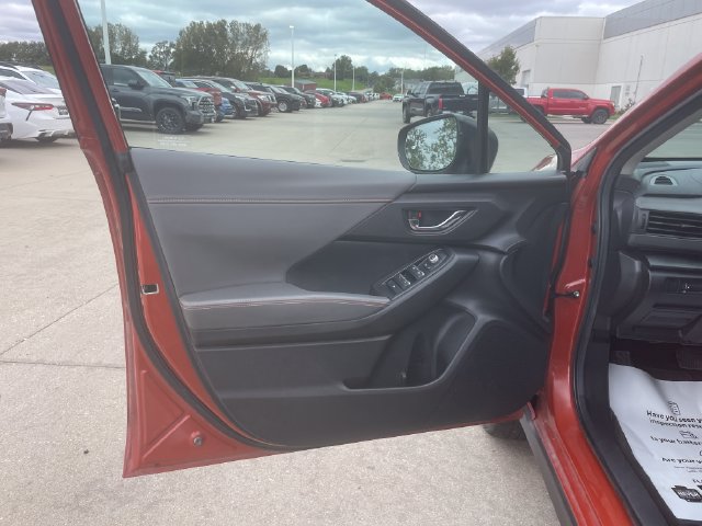Used 2024 Subaru Crosstrek 2.5i Limited w/ Crosstrek Mirror Package AWD/4WD image 21