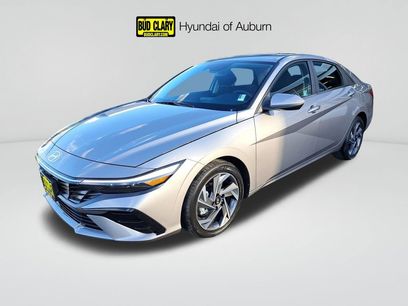 New 2025 Hyundai Elantra SEL