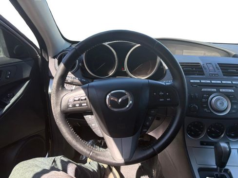 Used 2011 MAZDA MAZDA3 s Sport FWD image 18