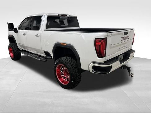 Used 2020 GMC Sierra 2500 Denali w/ Denali Ultimate Package AWD/4WD image 11