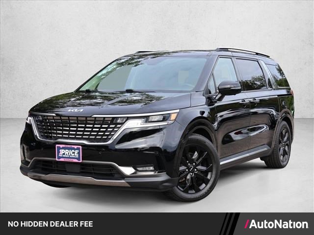 Used 2023 Kia Carnival SX FWD image 1