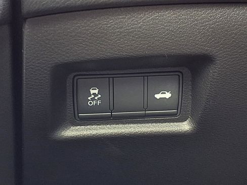 Used 2023 INFINITI Q50 Sensory image 21