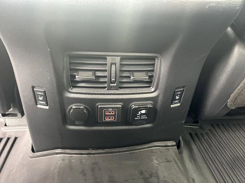 Certified 2022 Nissan Titan PRO-4X w/ Pro-4x Convenience Package image 26