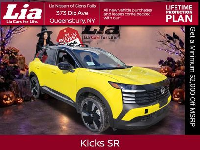 New 2026 Nissan Kicks SR w/ Cold Weather Package
