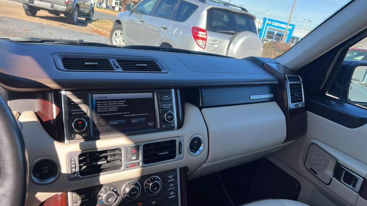 Used 2011 Land Rover Range Rover HSE AWD/4WD image 12