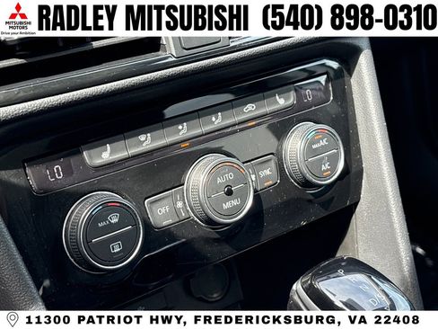 Used 2024 Volkswagen Taos SE AWD/4WD image 10