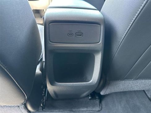 Used 2024 Chevrolet Trax LT w/ Driver Confidence Package FWD image 20