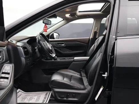 Used 2021 Nissan Rogue SL w/ Premium Package AWD/4WD image 14