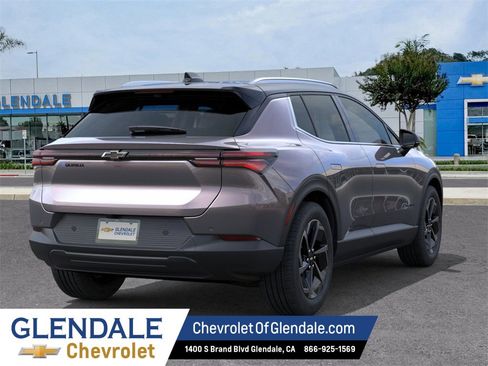 New 2026 Chevrolet Equinox EV LT image 4