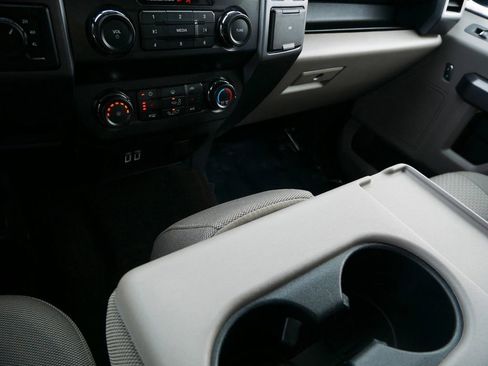 Used 2019 Ford F150 XLT w/ Equipment Group 302A Luxury image 27