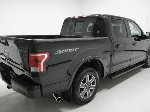 Used 2015 Ford F150 XLT w/ Equipment Group 302A Luxury image 4