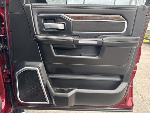 Used 2019 RAM 3500 Laramie image 26