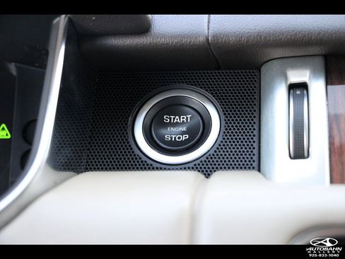 Used 2017 Land Rover Range Rover Long Wheelbase Supercharged image 17