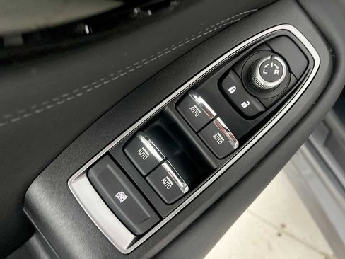 Used 2020 Subaru Legacy Limited image 15