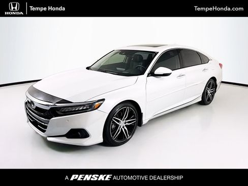 Certified 2022 Honda Accord Touring image 1
