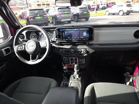 Used 2024 Jeep Gladiator Sport image 47