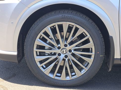 New 2026 Lexus RX 350 w/ Convenience Package AWD/4WD image 8