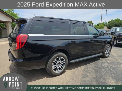 Used 2025 Ford Expedition Max Active AWD/4WD image 12