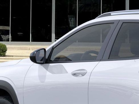 New 2026 Chevrolet Trax ACTIV w/ Sunroof Package image 12