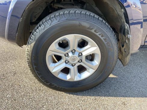 Used 2018 Toyota 4Runner SR5 image 10