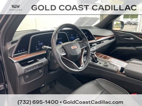 Certified 2024 Cadillac Escalade Premium Luxury w/ LPO, Floor Liner Package AWD/4WD image 23