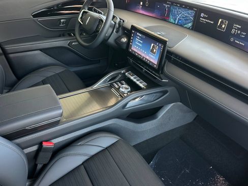 New 2026 Lincoln Nautilus Reserve w/ Jet Appearance Package AWD/4WD image 15