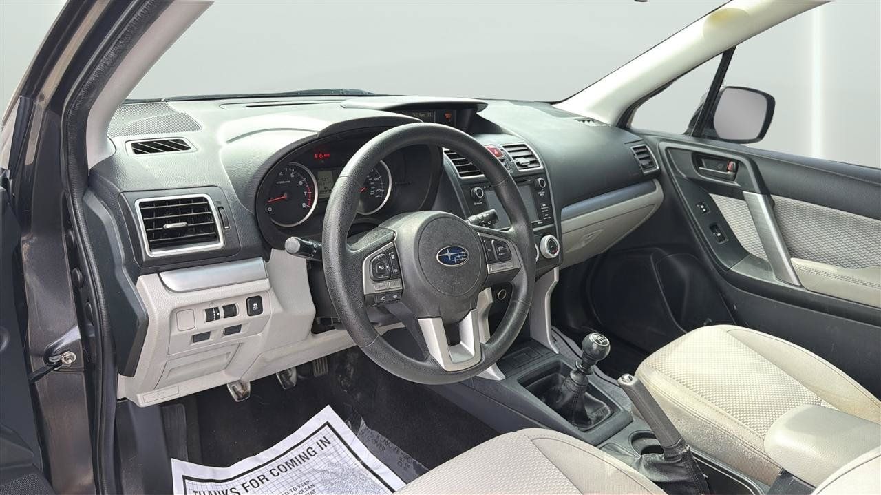 Used 2017 Subaru Forester 2.5i AWD/4WD image 17