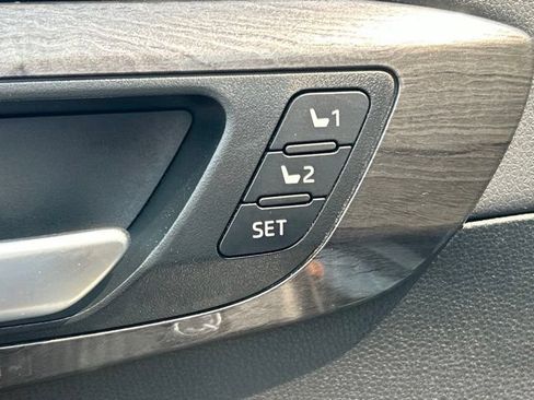 Certified 2025 Toyota Highlander Platinum AWD/4WD image 21