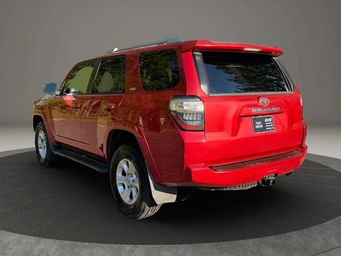 Used 2014 Toyota 4Runner SR5 AWD/4WD image 4