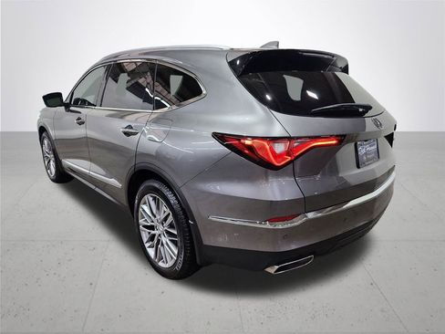 Used 2024 Acura MDX SH-AWD w/ Advance Package image 12